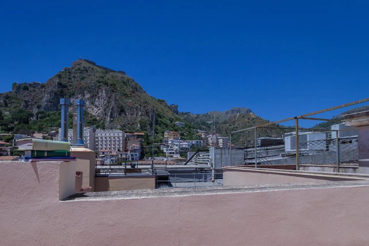 Villa Valverde Apartments E B&B Taormina Italy