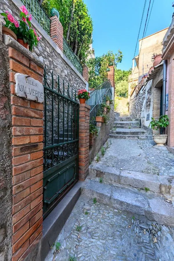 Villa Valverde Apartments E B&B Taormina