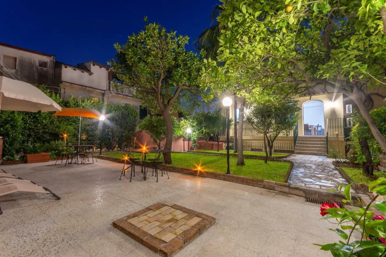 Villa Valverde Apartments E B&B Taormina 0*,  Italy