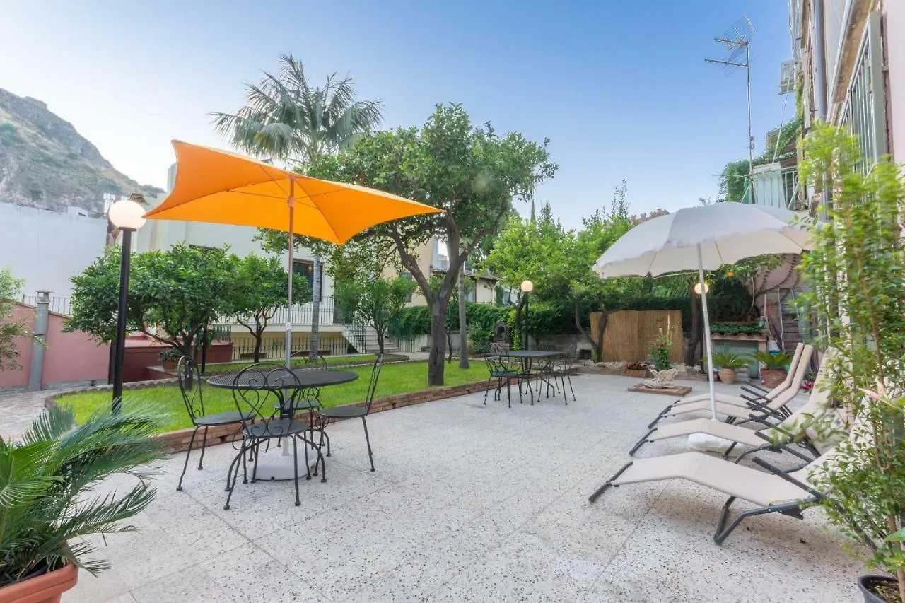 Villa Valverde Apartments E B&B Taormina