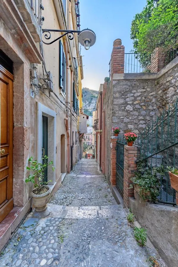 Villa Valverde Apartments E B&B Taormina