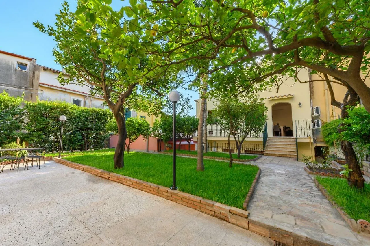 Villa Valverde Apartments E B&B Taormina